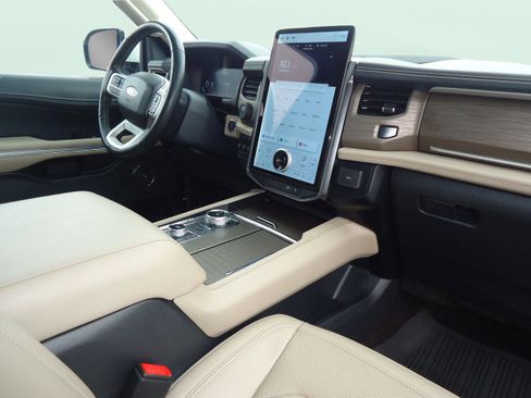 Used 2023 Ford Expedition Max Limited image 28