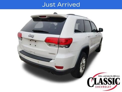 Used 2019 Jeep Grand Cherokee Laredo image 11