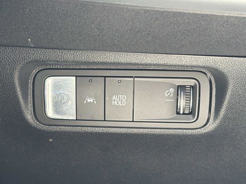 Used 2025 Honda Prologue Touring image 18
