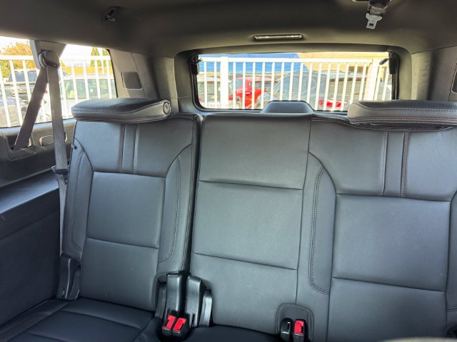 Certified 2023 Chevrolet Suburban RST w/ Luxury Package AWD/4WD image 16