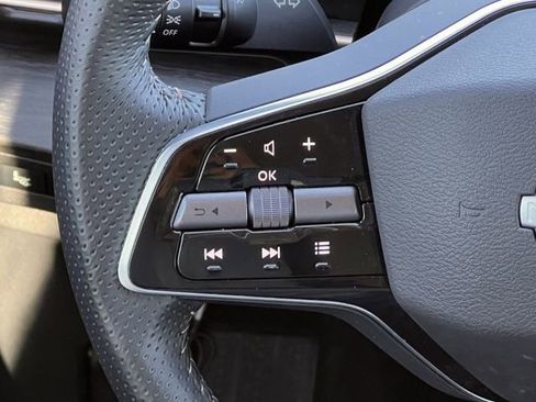 Used 2023 Nissan Ariya Platinum+ image 13