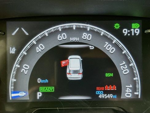 Used 2025 Toyota RAV4 XLE AWD/4WD image 19