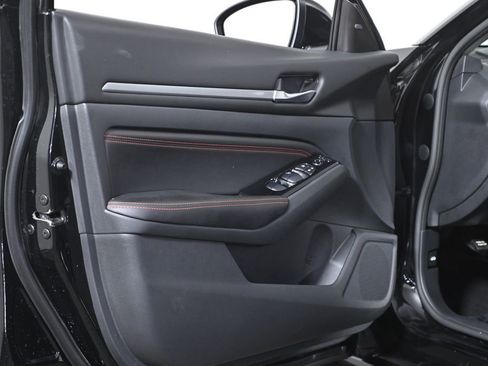 Certified 2023 Nissan Altima 2.5 SR image 31