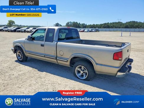 Used 2000 Chevrolet S10 Pickup LS w/ Preferred Equipment Group RWD image 3