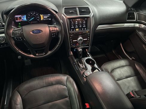 Used 2018 Ford Explorer Sport w/ Equipment Group 401A image 13