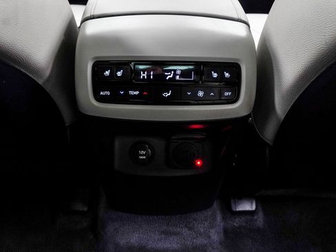 Used 2024 Hyundai Palisade Limited image 25