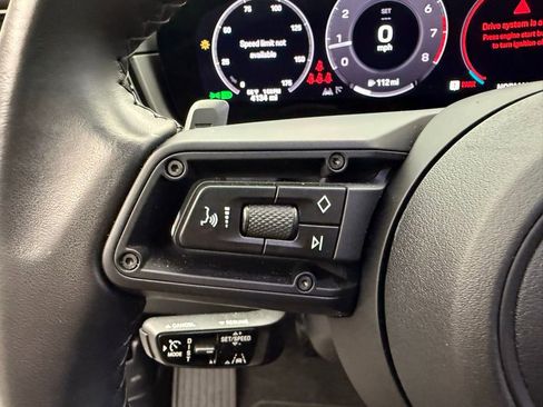 Used 2024 Porsche Cayenne Coupe image 13