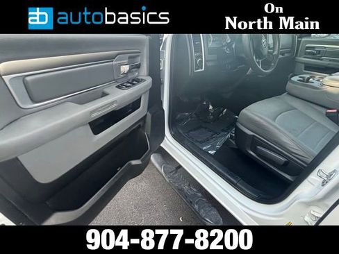 Used 2020 RAM 1500 Classic SLT AWD/4WD image 22