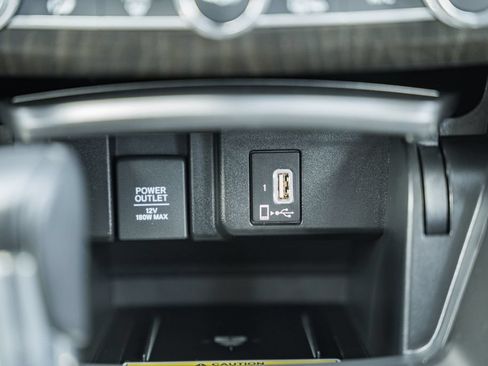 Used 2018 Honda Accord Touring image 24