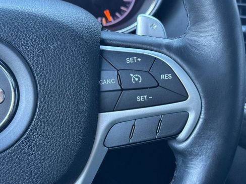 Used 2015 Jeep Grand Cherokee Altitude image 31