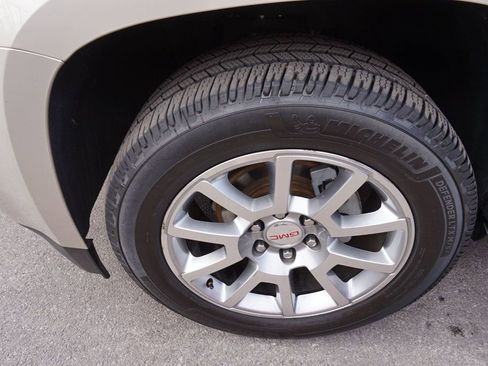 Used 2015 GMC Yukon Denali w/ Premium Package image 15