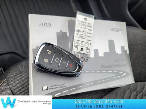 Used 2019 Chevrolet Equinox LT AWD/4WD image 20
