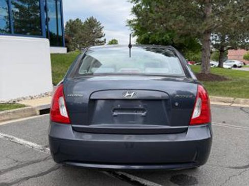 Used 2009 Hyundai Accent GLS FWD image 5
