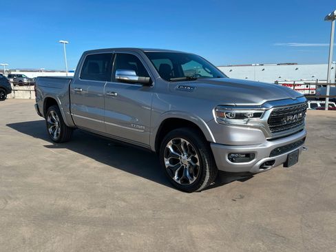 Certified 2022 RAM 1500 Limited w/ Body Color Bumper Group image 7