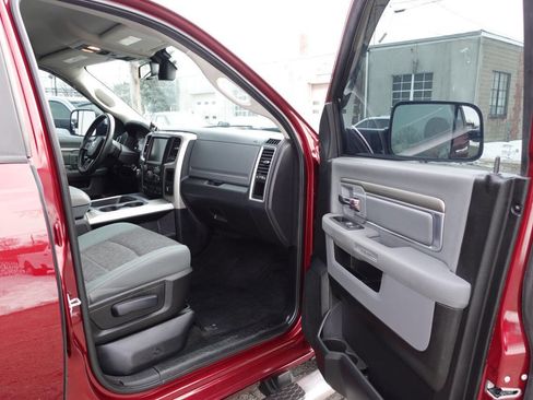 Used 2016 RAM 1500 Big Horn image 32