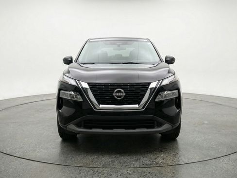 Used 2025 Nissan Rogue SV FWD image 2