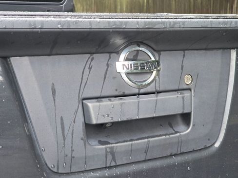 Used 2014 Nissan Frontier SV w/ SV Value Truck Package image 11