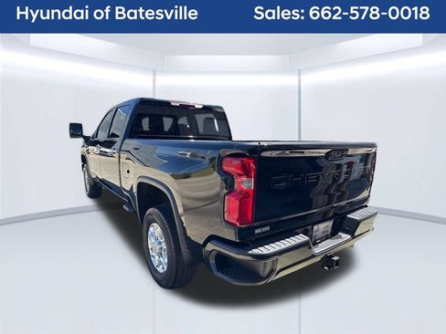 Used 2024 Chevrolet Silverado 2500 LTZ AWD/4WD image 5