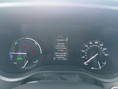 Used 2021 Toyota Sienna XLE image 17