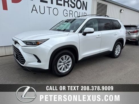 Used 2024 Toyota Grand Highlander XLE image 8