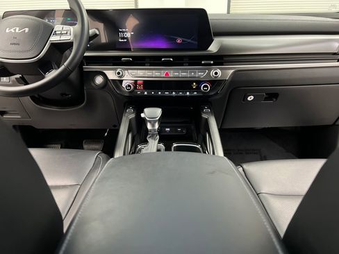 Used 2025 Kia Telluride S image 49