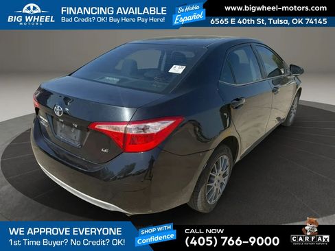 Used 2017 Toyota Corolla LE FWD image 5