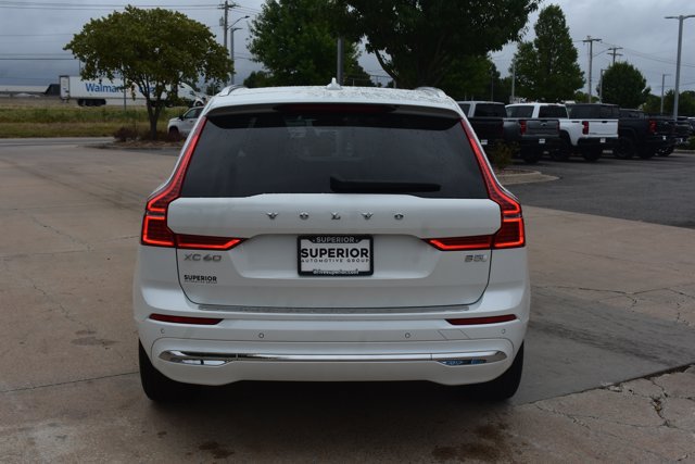 Used 2023 Volvo XC60 B5 Ultimate w/ Protection Package Premier FWD image 6