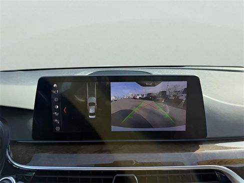 Used 2019 BMW 540i xDrive image 12