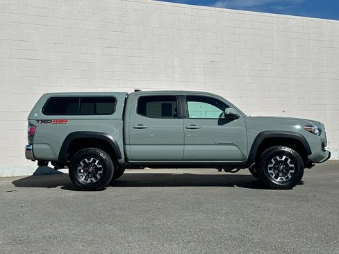Used 2023 Toyota Tacoma TRD Off-Road AWD/4WD image 2