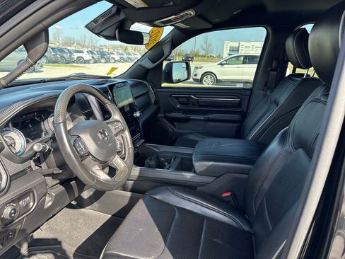 Certified 2022 RAM 1500 Limited w/ Body Color Bumper Group image 7