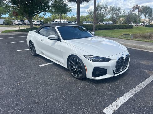 Used 2021 BMW 430i Convertible image 1