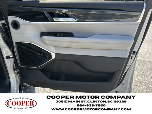Used 2022 Jeep Wagoneer Series I RWD image 14