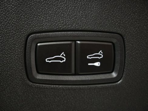 Certified 2026 Porsche Cayenne Turbo GT AWD/4WD image 36