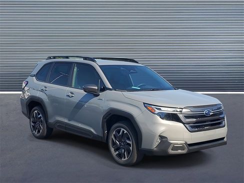 New 2025 Subaru Forester Limited image 2