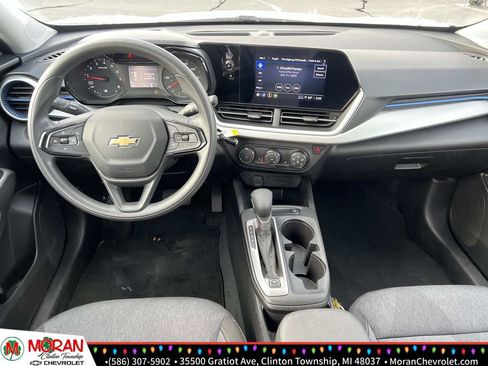Certified 2024 Chevrolet Trax LS w/ LS Convenience Package image 13