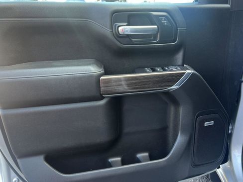 Used 2019 Chevrolet Silverado 1500 RST image 23