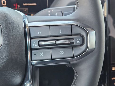 New 2026 GMC Yukon XL Denali w/ Sun & Power Step Package image 13