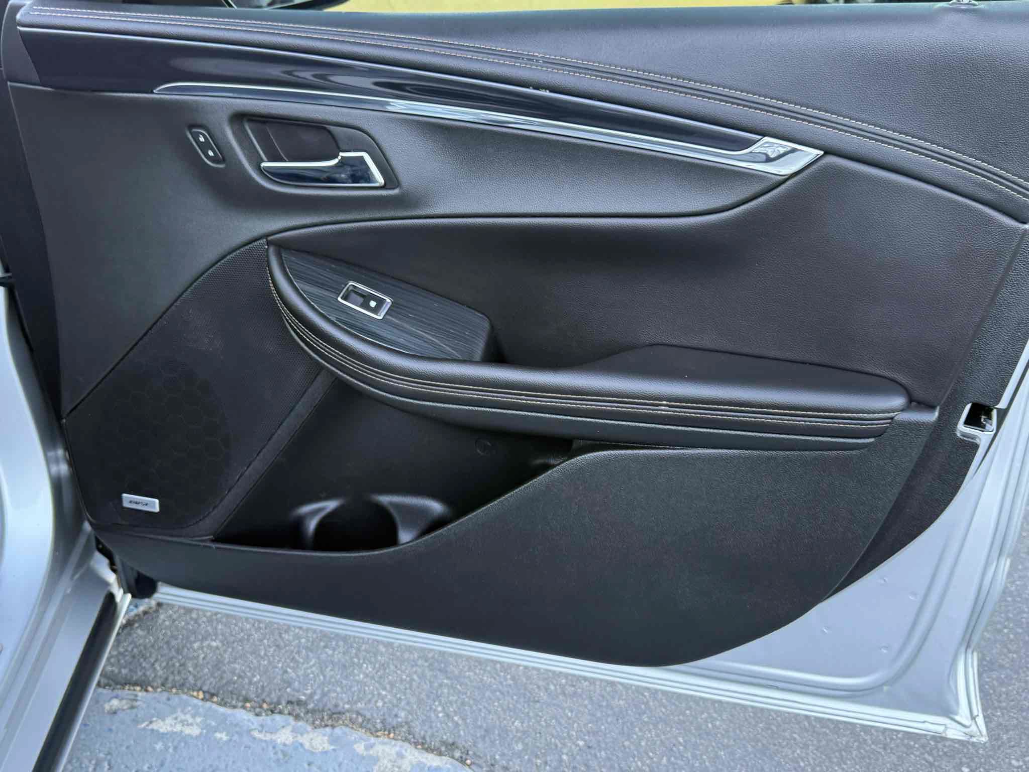 Used 2019 Chevrolet Impala Premier FWD image 41
