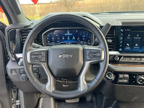 Used 2023 Chevrolet Silverado 1500 RST w/ Z71 Off-Road Package image 31