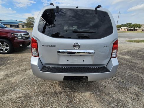 Used 2012 Nissan Pathfinder LE image 6