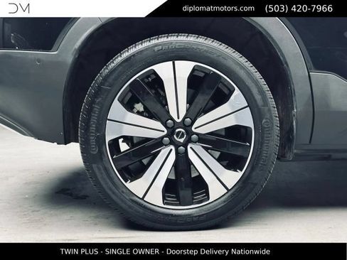 Used 2023 Volvo C40 P8 Recharge Plus AWD/4WD image 38
