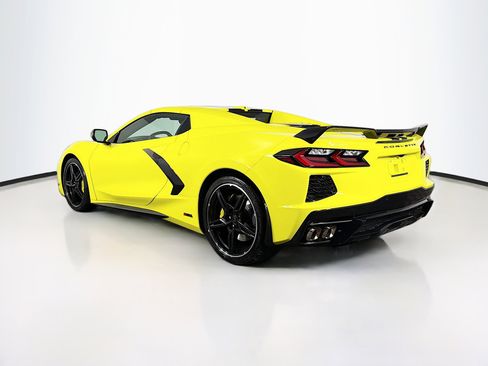 Used 2024 Chevrolet Corvette 3LT w/ Z51 Performance Package image 6