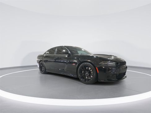 Used 2021 Dodge Charger Scat Pack w/ Dynamics Package image 2