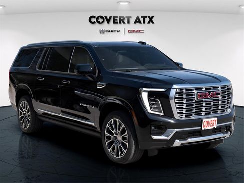 New 2026 GMC Yukon XL Denali w/ Denali Reserve Package image 7