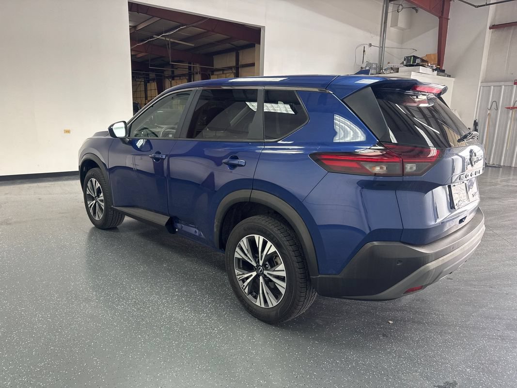 Used 2023 Nissan Rogue SV AWD/4WD image 6