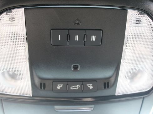 Used 2025 Dodge Durango GT RWD image 44
