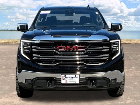 Used 2026 GMC Sierra 1500 SLT AWD/4WD image 2