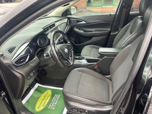 Used 2020 Buick Encore GX Select w/ Sport Touring Package FWD image 17