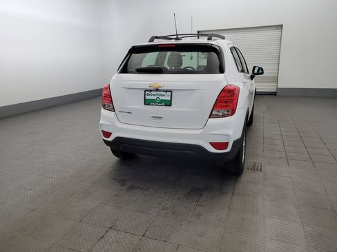 Used 2017 Chevrolet Trax LS AWD/4WD image 7