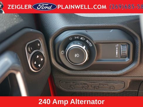 Used 2024 Jeep Wrangler Sport AWD/4WD image 23
